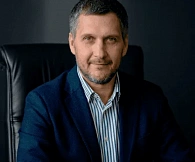 company__img