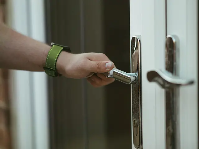 Двери